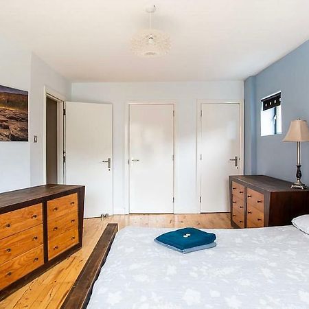 Spacious Belfast City Centre Duplex Apartment Esterno foto