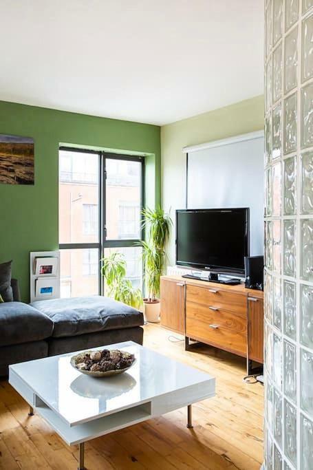 Spacious Belfast City Centre Duplex Apartment Esterno foto