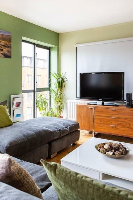 Spacious Belfast City Centre Duplex Apartment Esterno foto